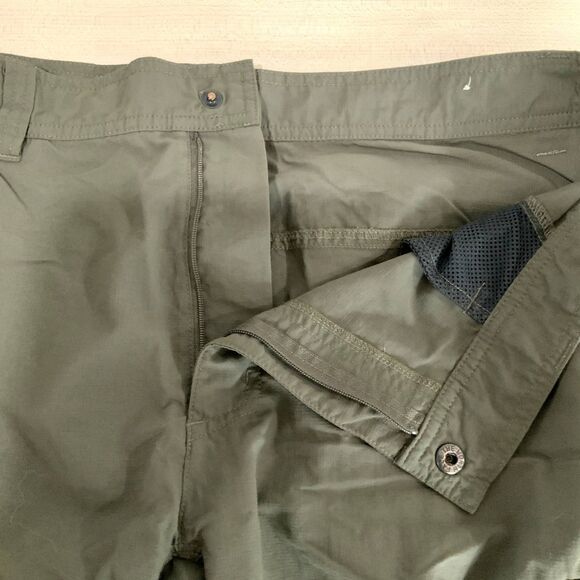 Men's The North Face Cargo/Hiking Shorts in Army Green Size 34 - Picture 10 of 11